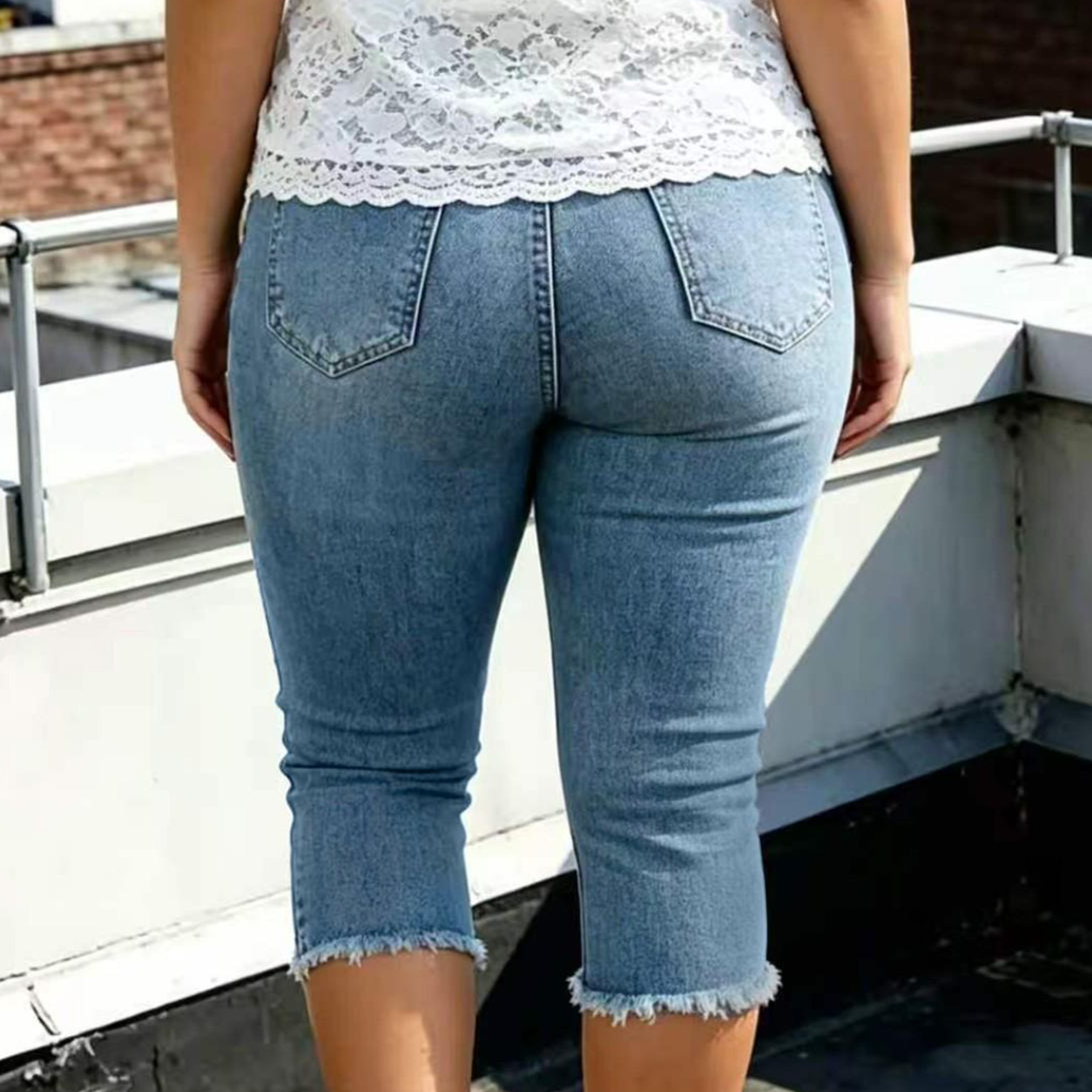 Women's Plus Size Distressed Washed Ripped High-Waisted Capri Frayed Hem Jeans, Drawstring Waist Denim Cropped Pants, Y2K Summer Streetwear Bottoms for Daily Wear, Comfortable Slim Fit Casual Trousers